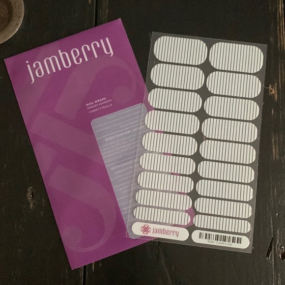 Jamberry White & Black Striped Nail Wraps - Country Club - Picture 2 of 13